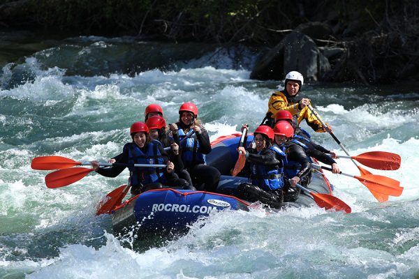 deportes de aventura rafting noguera pallaresa roc roi