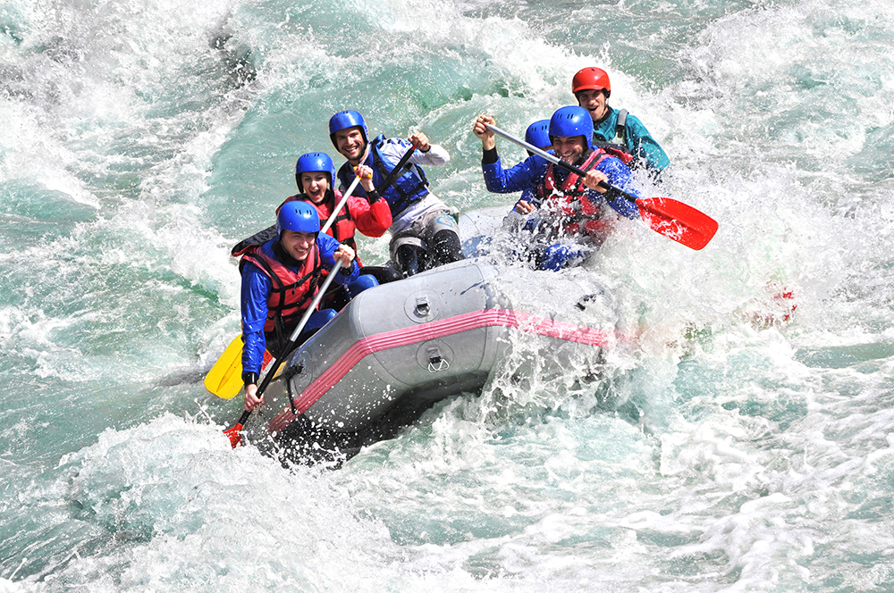 deportes de verano rafting