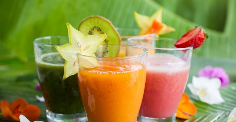 Prepara 4 smoothies saludables + 1 cóctel sin alcohol con las