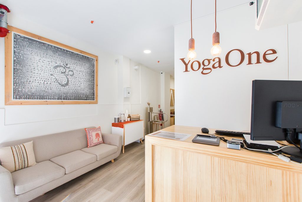requisitos para abrir un centro de yoga