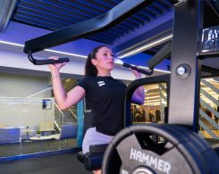 Abonada entrenant força a Clubs DiR