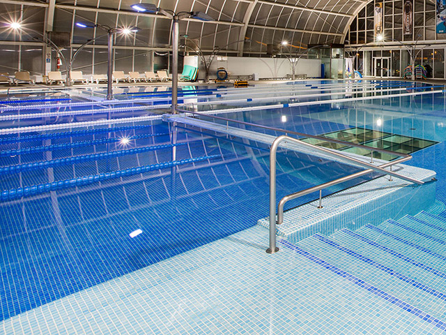 indoor swimming pool