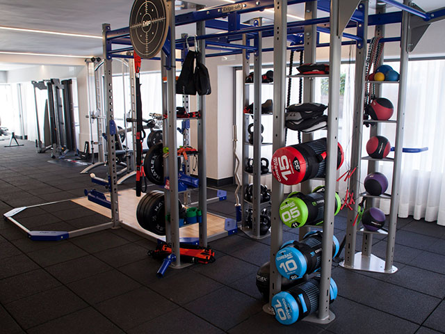 Training Wall Cómo equipar un gimnasio totalmente funcional en tu casa  OFICIAL